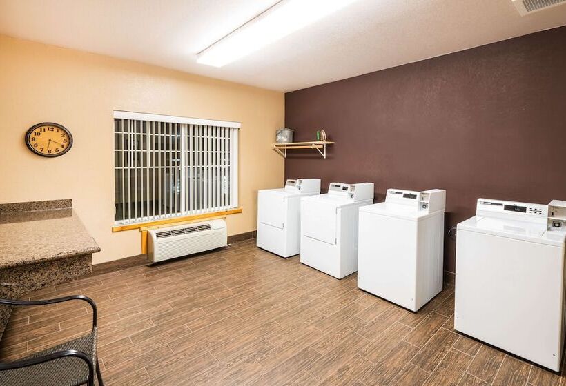 Best Western Plus Riverfront Hotel And Suites