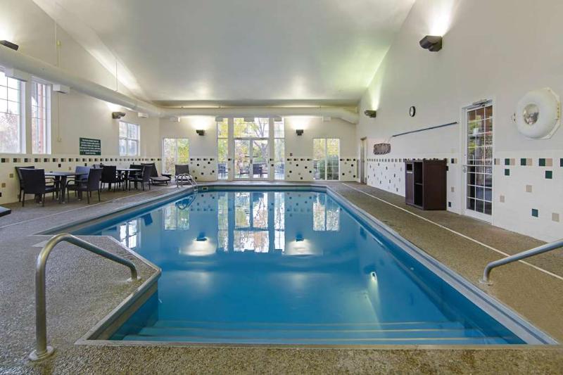 Best Western Plus Riverfront Hotel And Suites