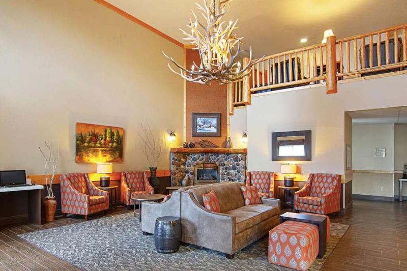 Best Western Plus Riverfront Hotel And Suites