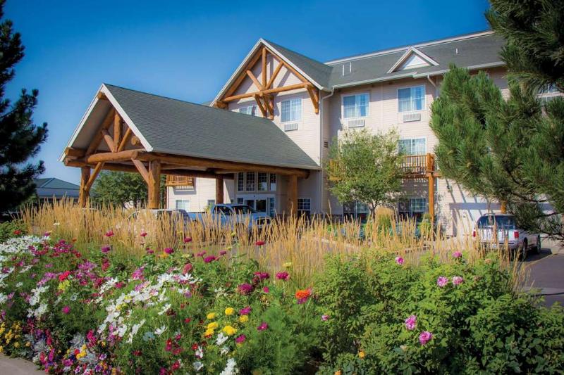 Best Western Plus Riverfront Hotel And Suites