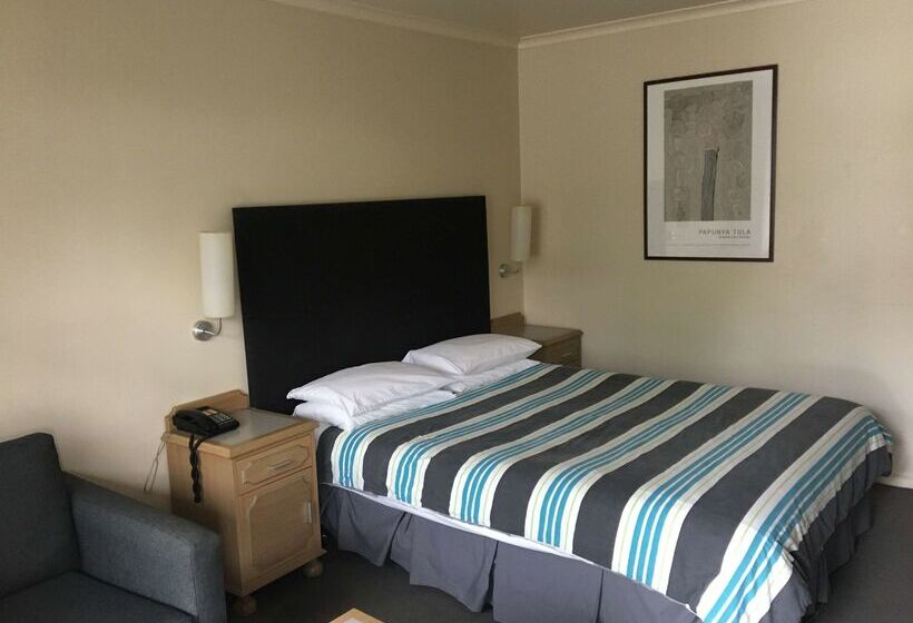 فندق Best Western Plus The Tudor Box Hill