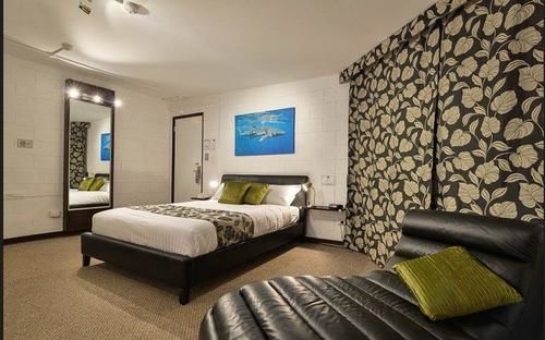 هتل Sea Breeze Resort