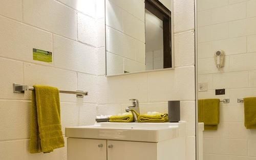 هتل Sea Breeze Resort