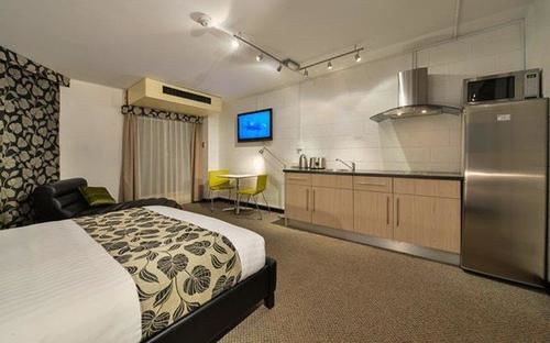 هتل Sea Breeze Resort