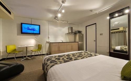 هتل Sea Breeze Resort