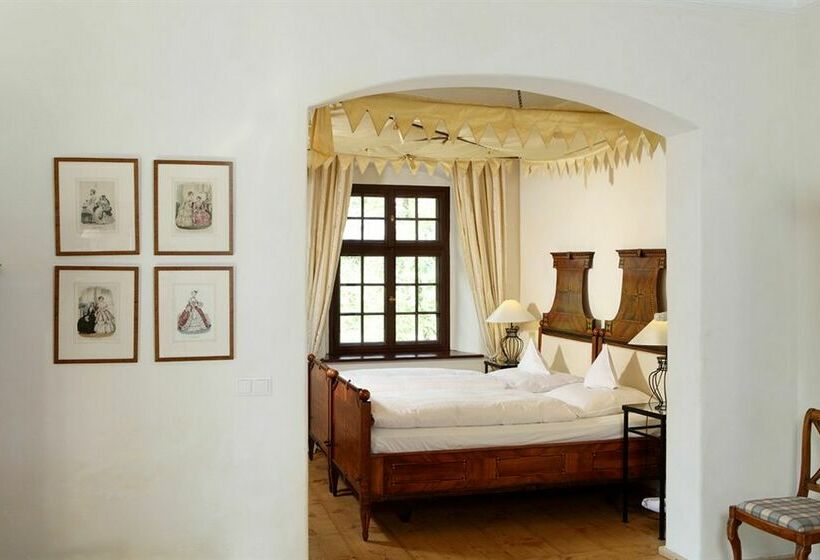 호텔 Burg Wernberg