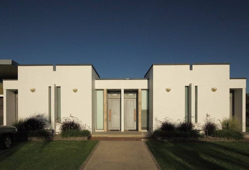 בית מלון כפרי Camberland