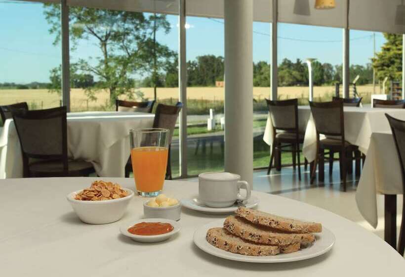 בית מלון כפרי Camberland