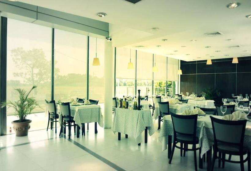 בית מלון כפרי Camberland