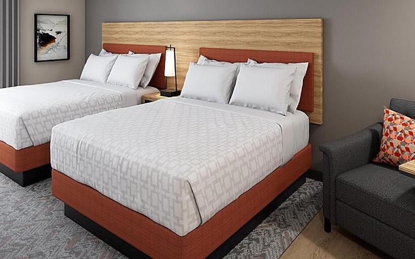 Отель Candlewood Suites Stafford