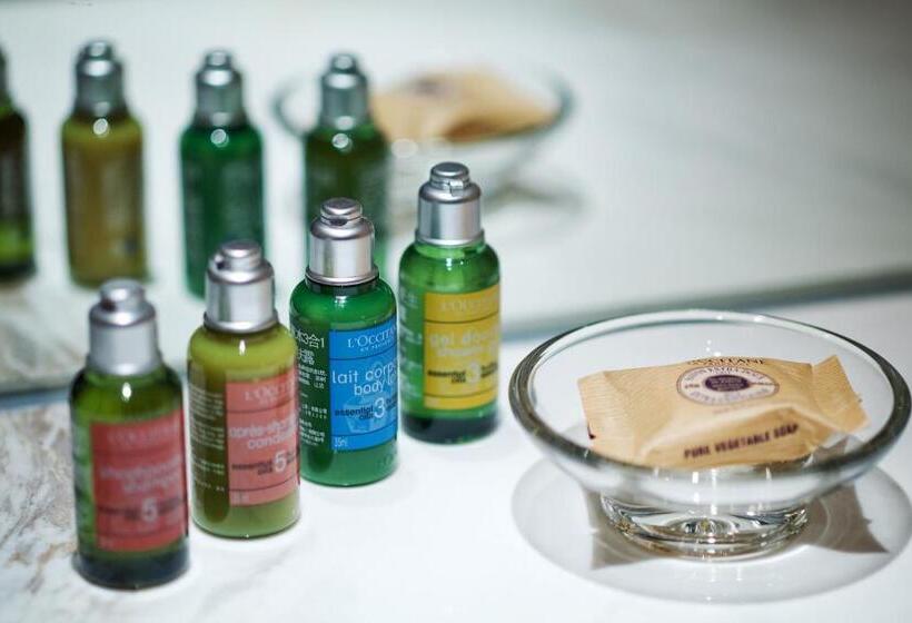 هتل Chengdu Wangjiang