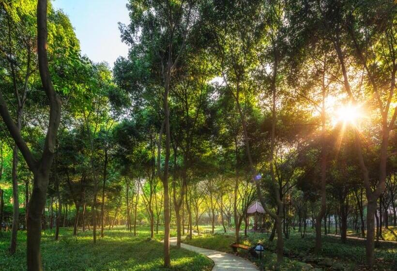هتل Chengdu Wangjiang