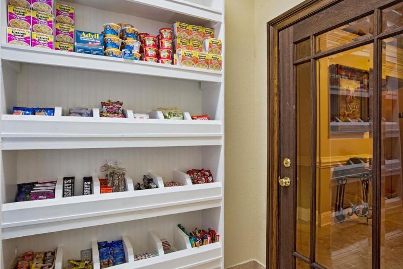 هتل Spark By Hilton Lafayette South