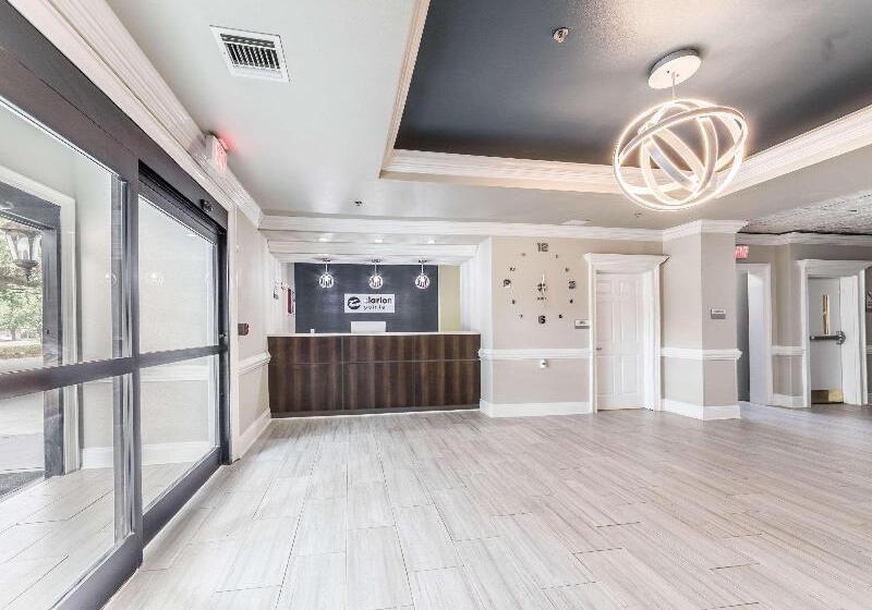 فندق Spark By Hilton Lafayette South