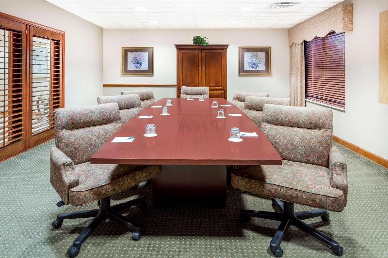 فندق Comfort Inn & Suites Greenville Near Convention Center