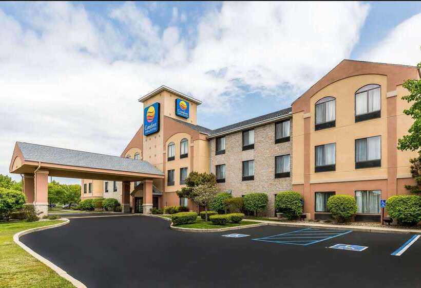 فندق Comfort Inn & Suites Mishawakasouth Bend