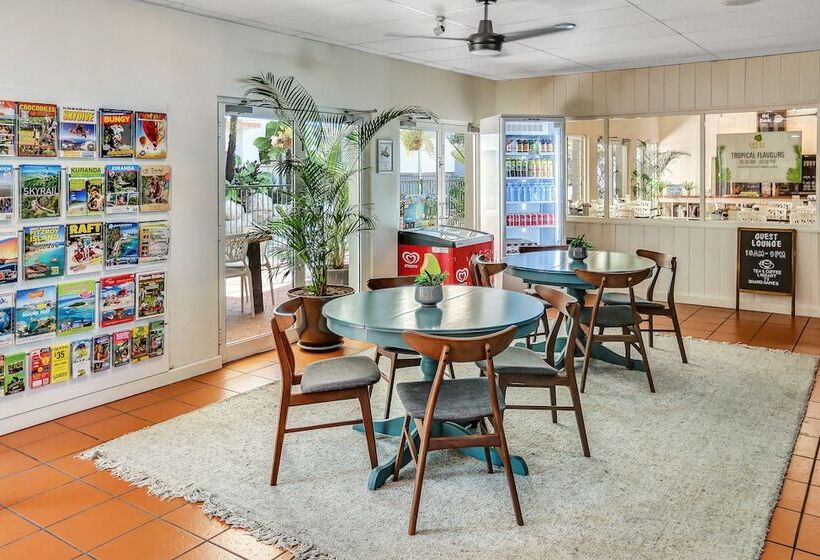 בית מלון כפרי Coral Tree Inn