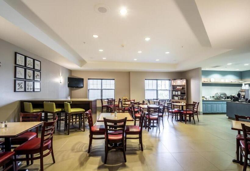 هتل Country Inn & Suites By Radisson, Fond Du Lac, Wi