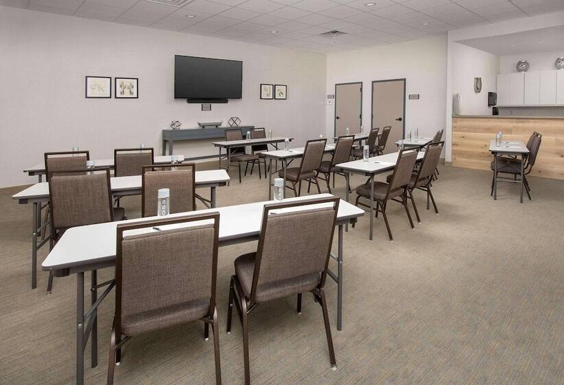 Отель Country Inn & Suites By Radisson, Houston Intercontinental Airport East, Tx