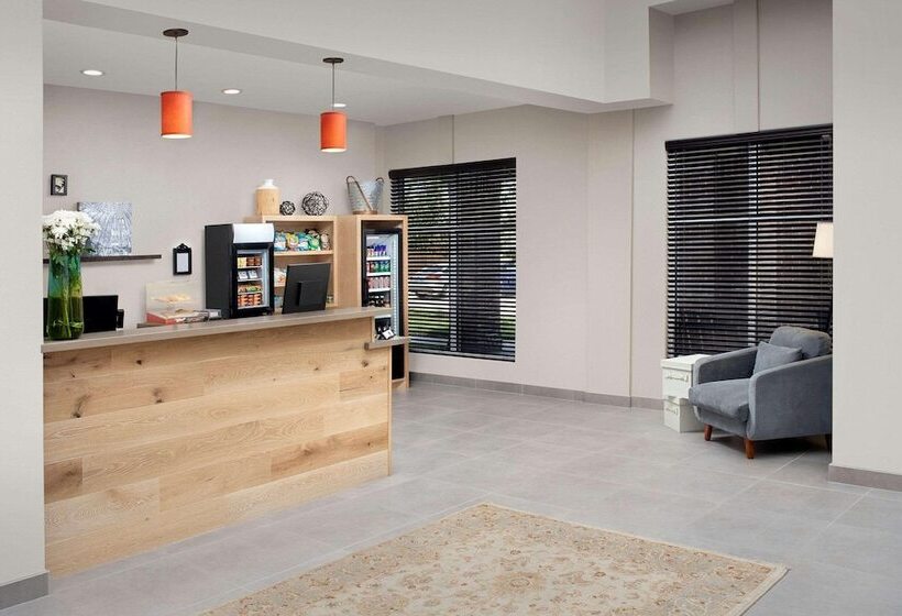 Отель Country Inn & Suites By Radisson, Houston Intercontinental Airport East, Tx