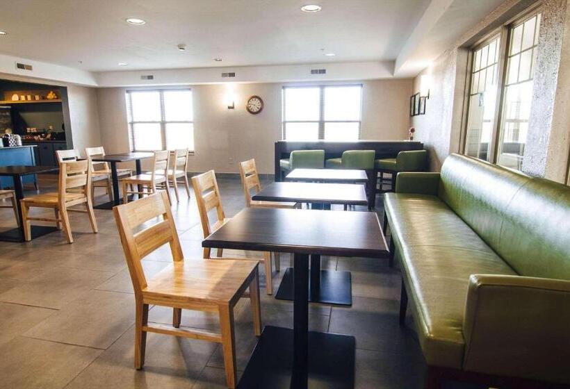 فندق Country Inn & Suites By Radisson, Stockton, Il