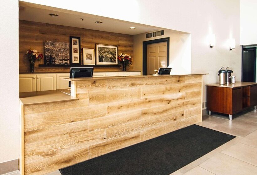 فندق Country Inn & Suites By Radisson, Stockton, Il