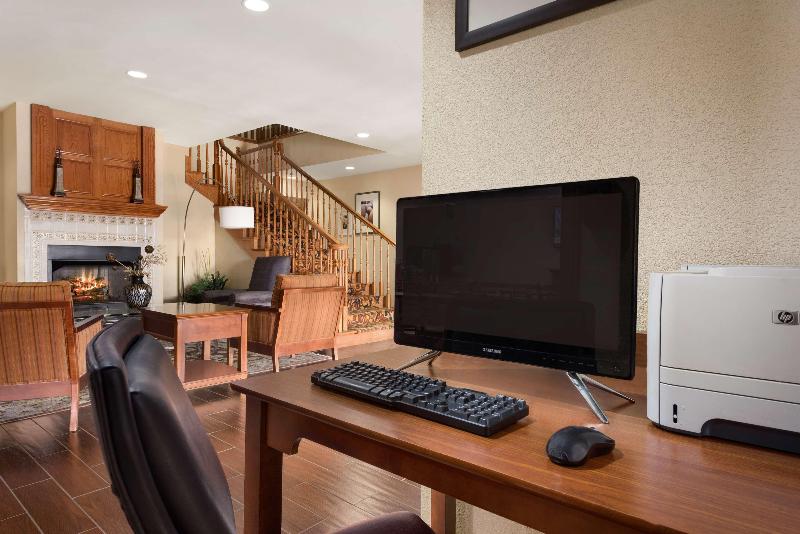 ホテル Country Inn & Suites By Radisson, Topeka West, Ks