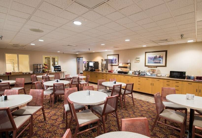 Crystal Inn Hotel & Suites   Great Falls