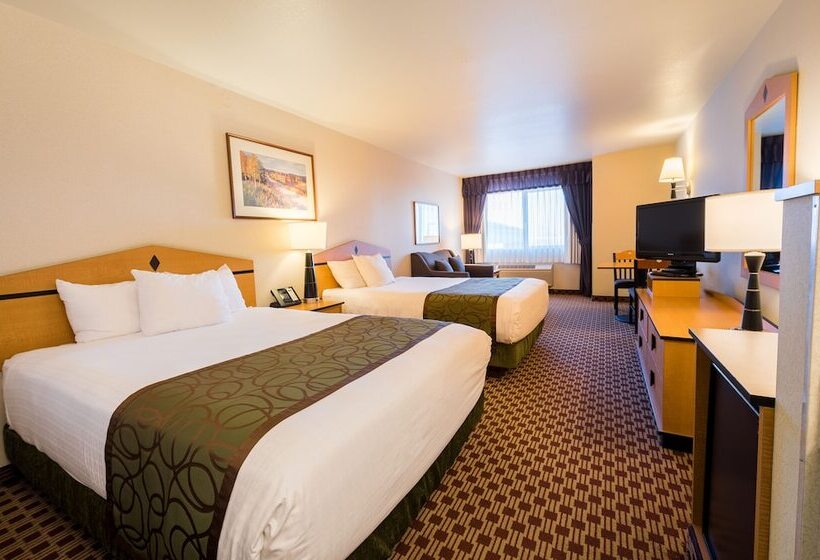 Crystal Inn Hotel & Suites   Great Falls