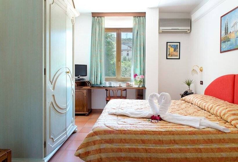 בית מלון כפרי Ristorante Da Carlos