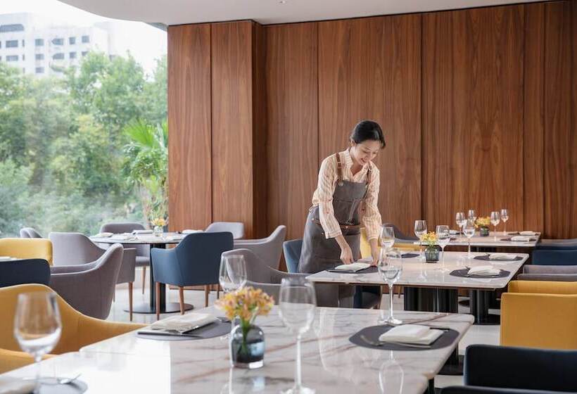 호텔 Voco Nanjing Oriental Pearl