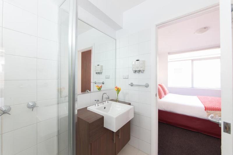 Отель Easystay Studio Apartments