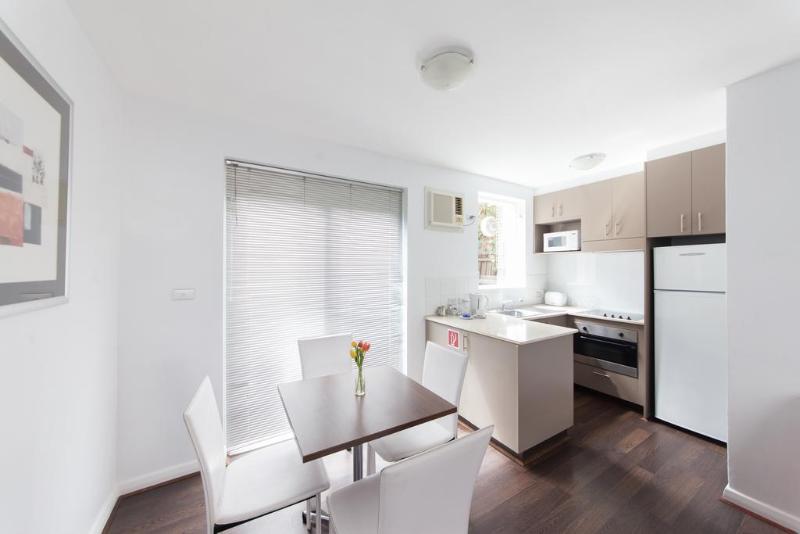 Отель Easystay Studio Apartments