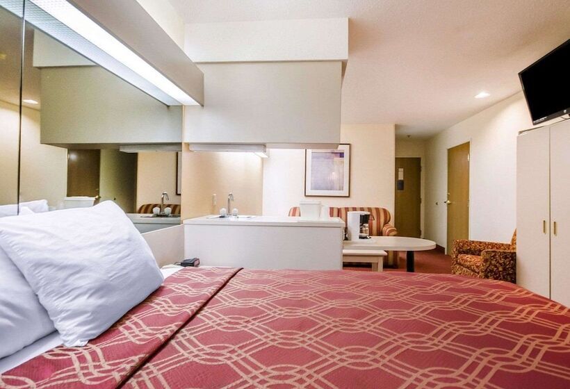 فندق Econo Lodge Inn & Suites Evansville