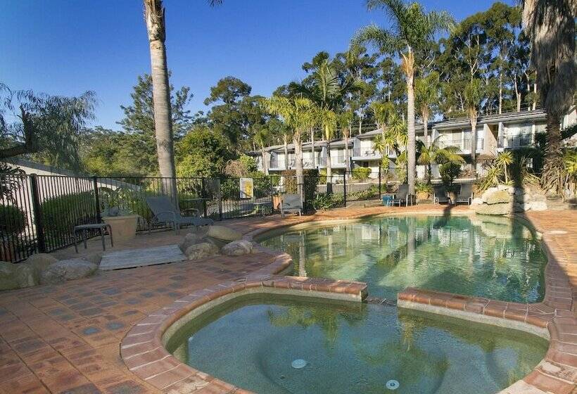 בית מלון כפרי Fairway Motor Inn