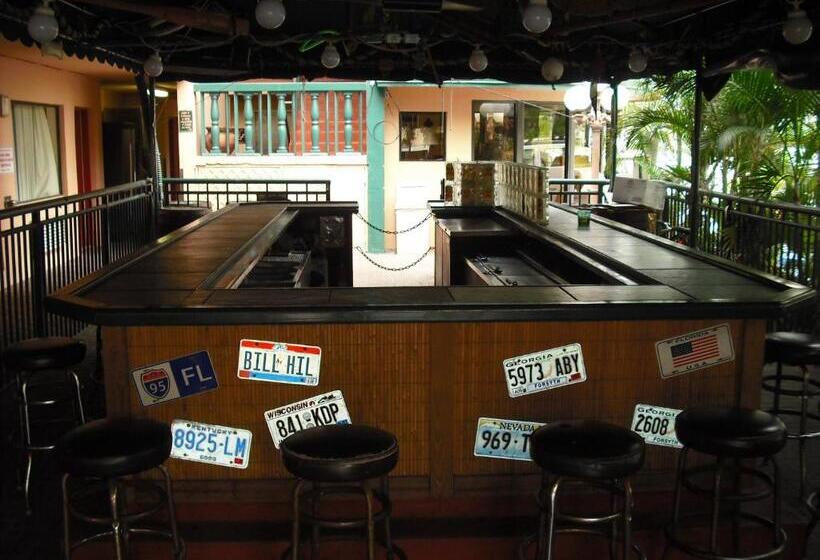 Отель Ft. Lauderdale Beach Resort