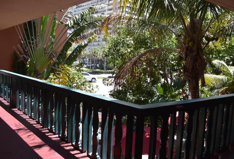 ホテル Ft. Lauderdale Beach Resort