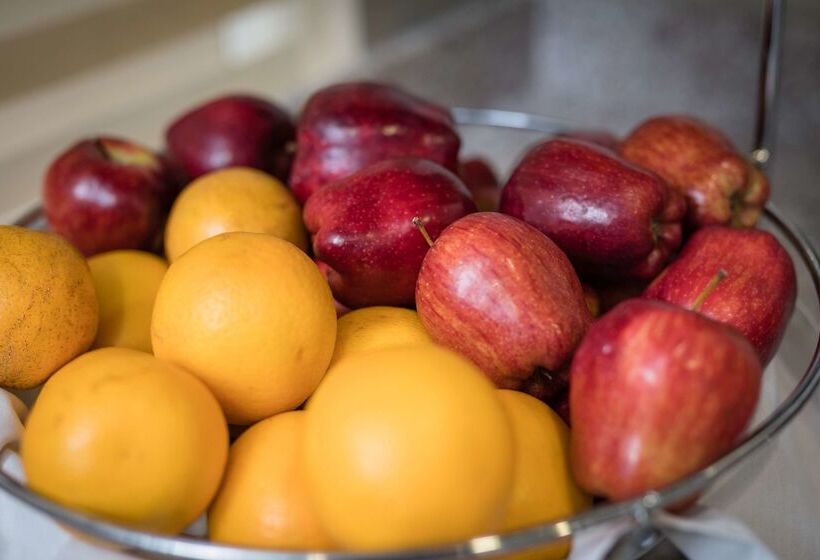 فندق Hampton Inn San Francisco Airport