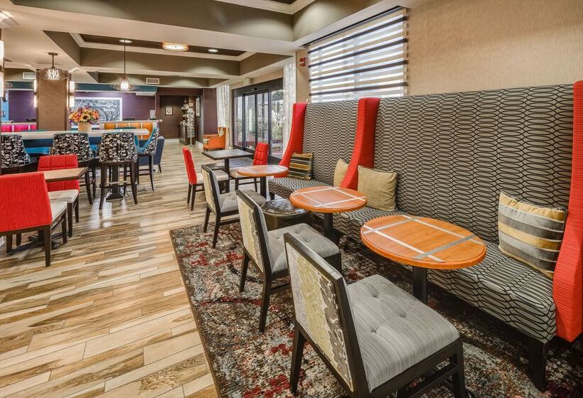 فندق Hampton Inn San Francisco Airport