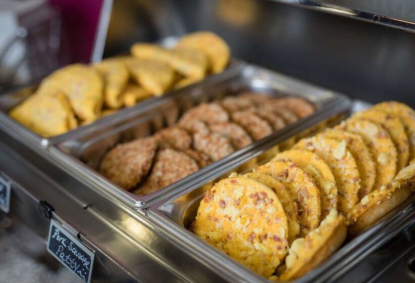 فندق Hampton Inn San Francisco Airport