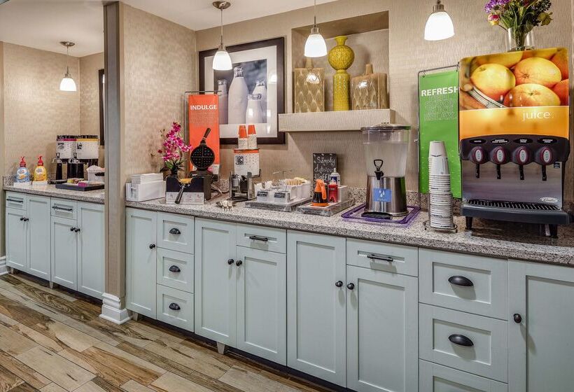 فندق Hampton Inn San Francisco Airport