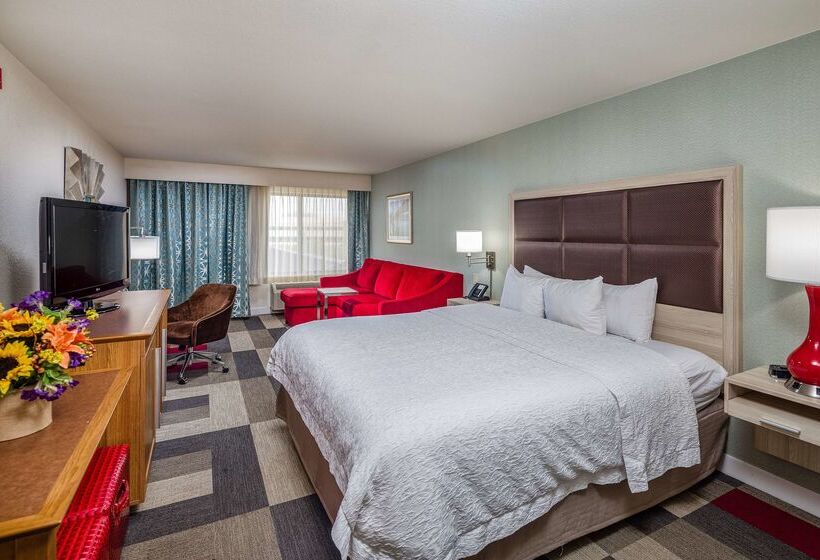 فندق Hampton Inn San Francisco Airport