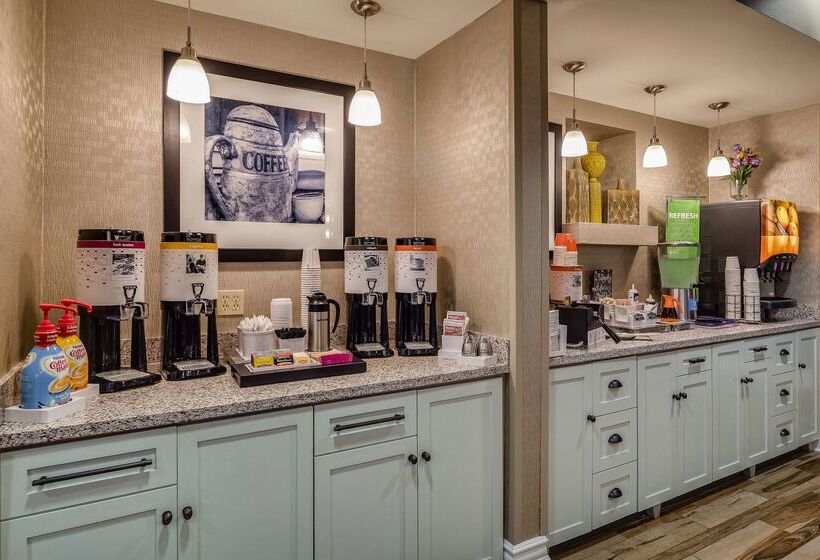 فندق Hampton Inn San Francisco Airport