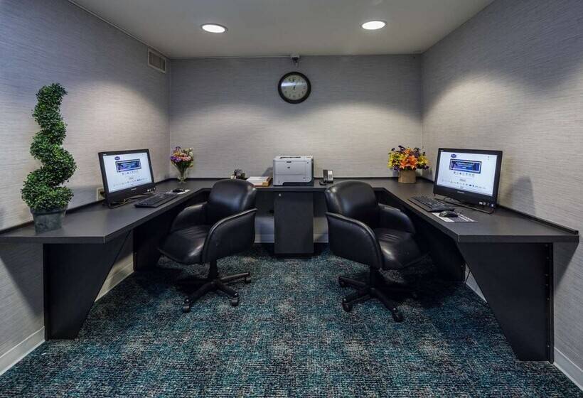 فندق Hampton Inn San Francisco Airport