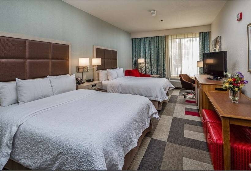 فندق Hampton Inn San Francisco Airport