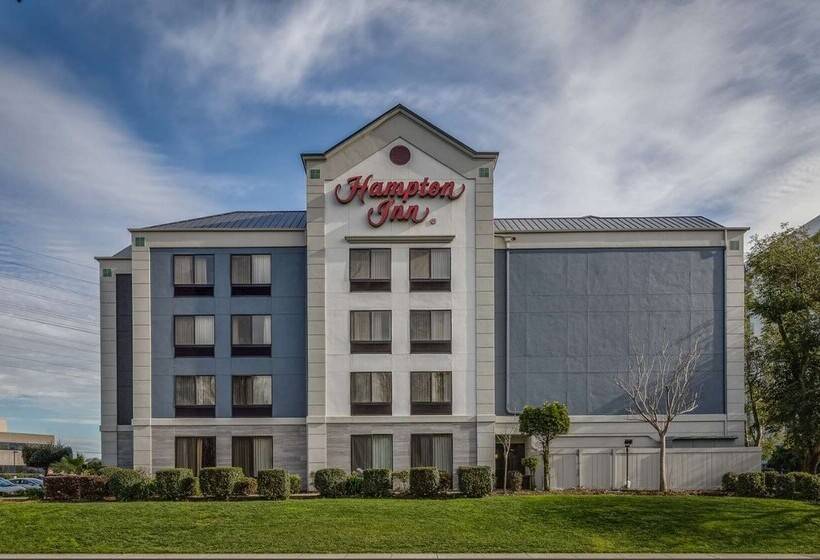 فندق Hampton Inn San Francisco Airport