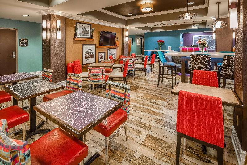 فندق Hampton Inn San Francisco Airport