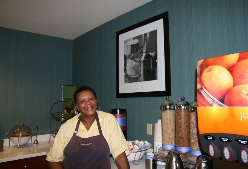 هتل Hampton Inn Shreveport Airport