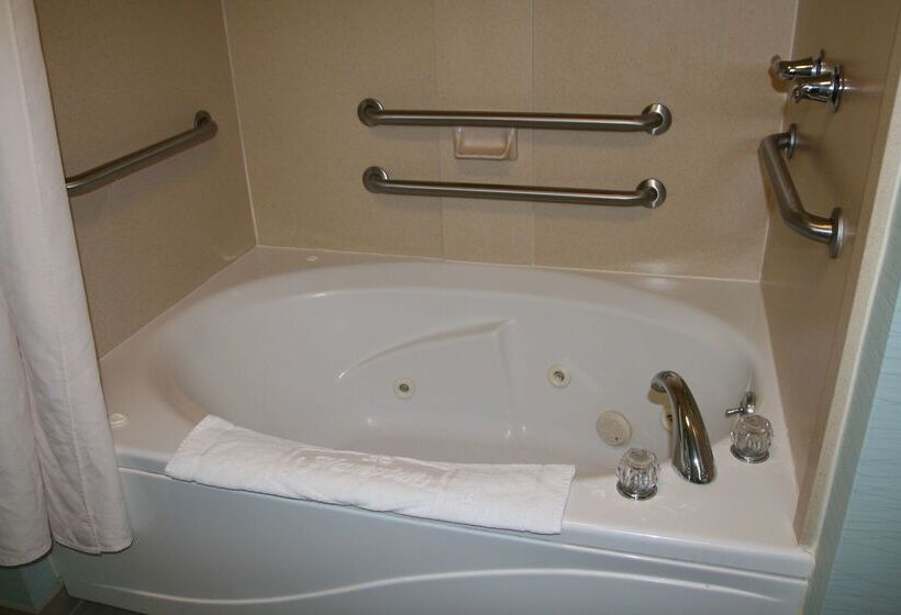 هتل Hampton Inn Shreveport Airport