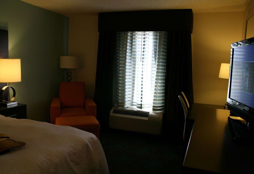 هتل Hampton Inn Shreveport Airport